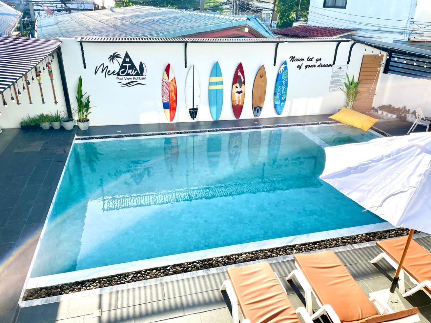 มีใจ พูลวิว เกาะล้าน Meejai Pool View Kohlarn Hotel Exterior foto
